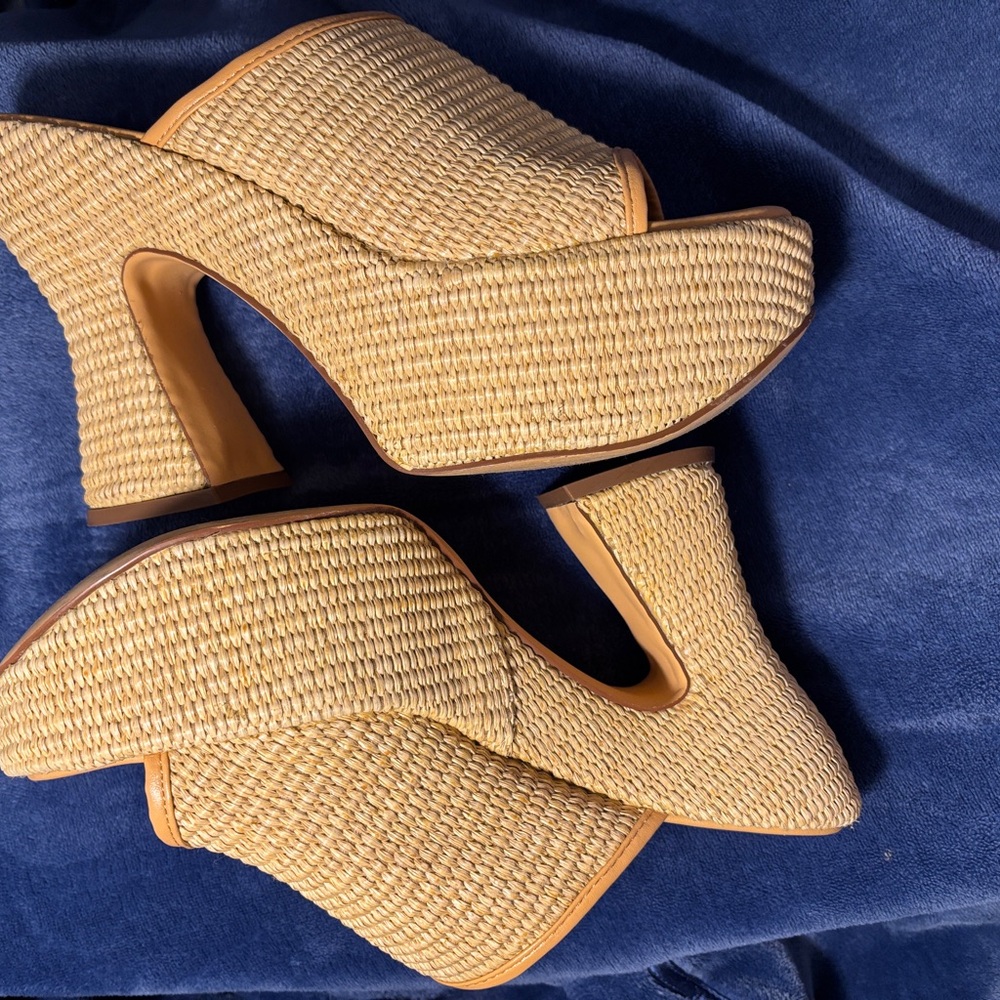 Women's Tan Woven Platform Heels